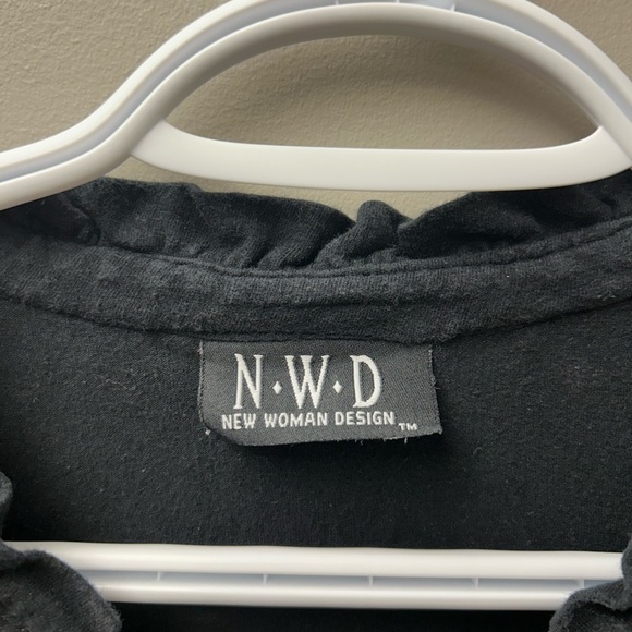 N.W.D New Women Design Black T Shirt - Picture 3 of 4